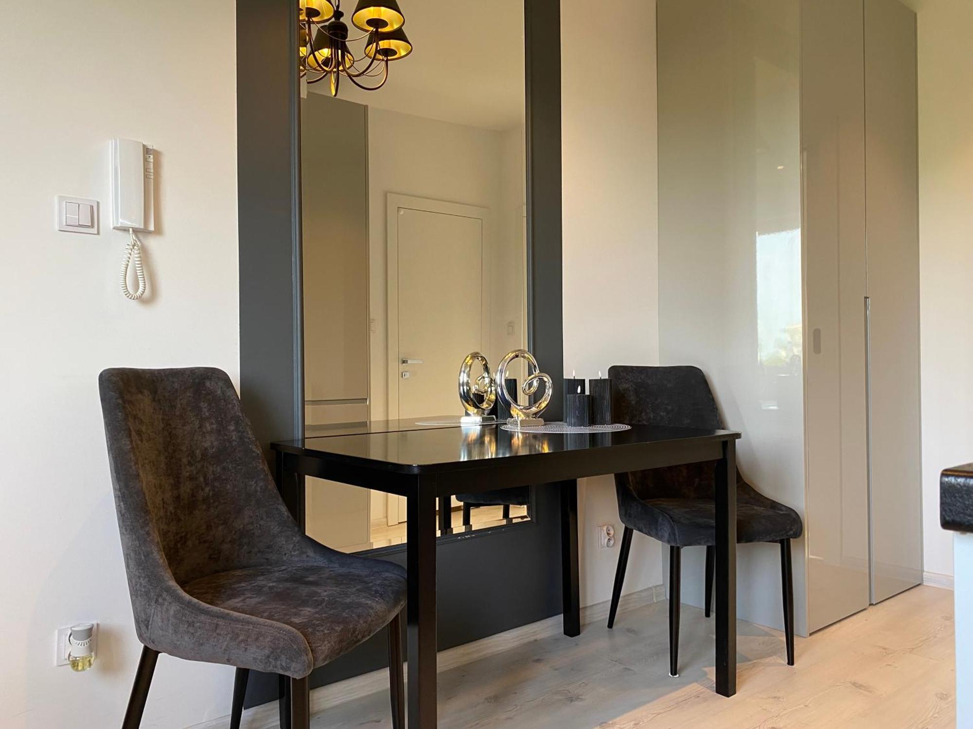 Lovers' Loft Apartment In Krakow - Orawska 7 エクステリア 写真