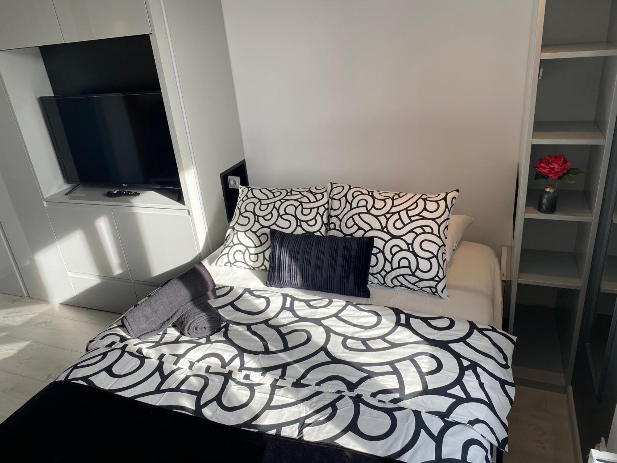 Lovers' Loft Apartment In Krakow - Orawska 7 エクステリア 写真