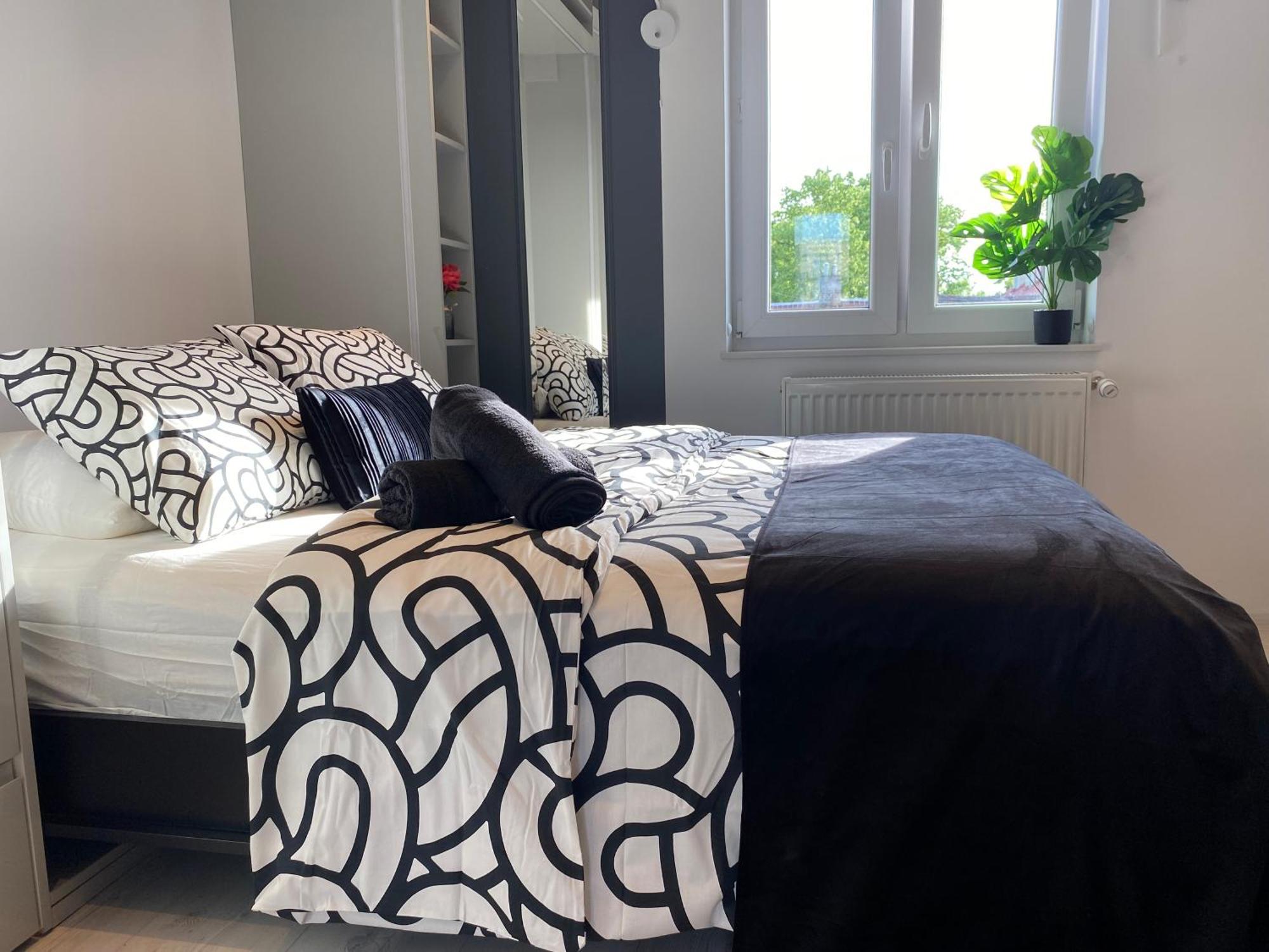 Lovers' Loft Apartment In Krakow - Orawska 7 エクステリア 写真