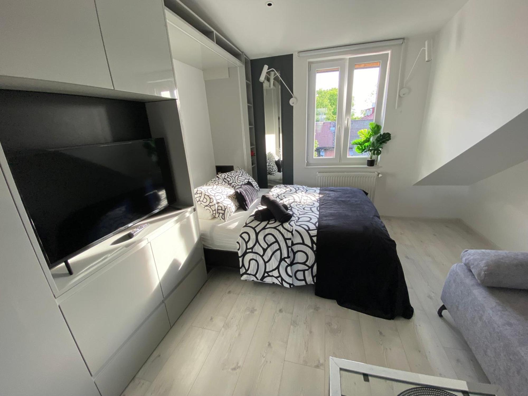 Lovers' Loft Apartment In Krakow - Orawska 7 エクステリア 写真