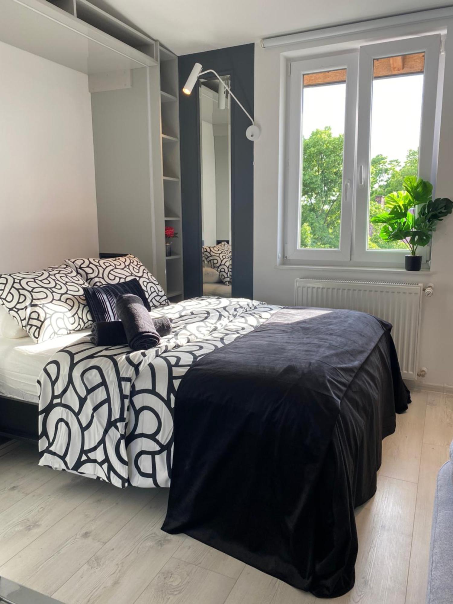Lovers' Loft Apartment In Krakow - Orawska 7 エクステリア 写真